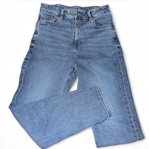 American Eagle Outfitters Mom jeans High-Rise Women's Light Blue Jeans